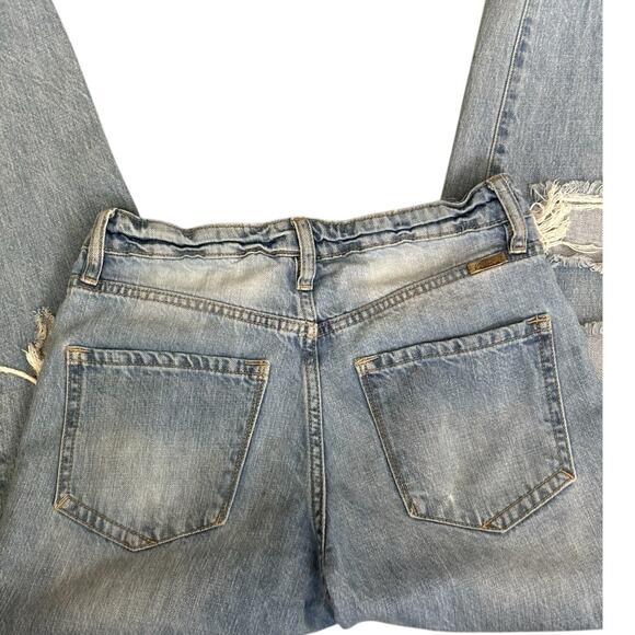 Kancan Women's High Rise Distressed Mom Jeans Size 1 - Picture 5 of 12